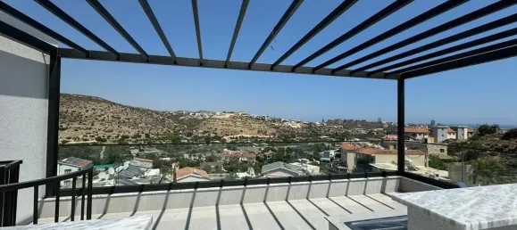 2 bedrooms Apartment in Germasogeia, Cyprus No. 5443 7