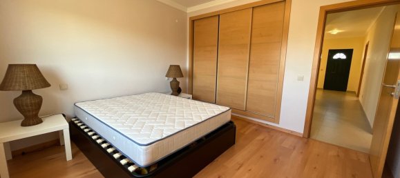 4 Schlafzimmer Haus in Quelfes, Portugal, Nr. 93089 16