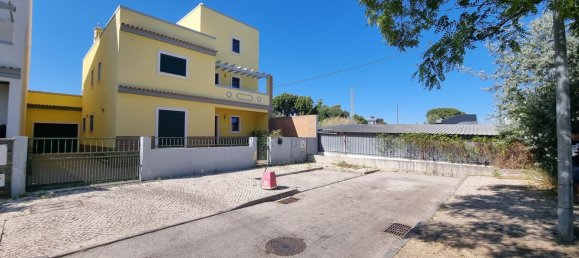 4 Schlafzimmer Haus in Quelfes, Portugal, Nr. 93089 41