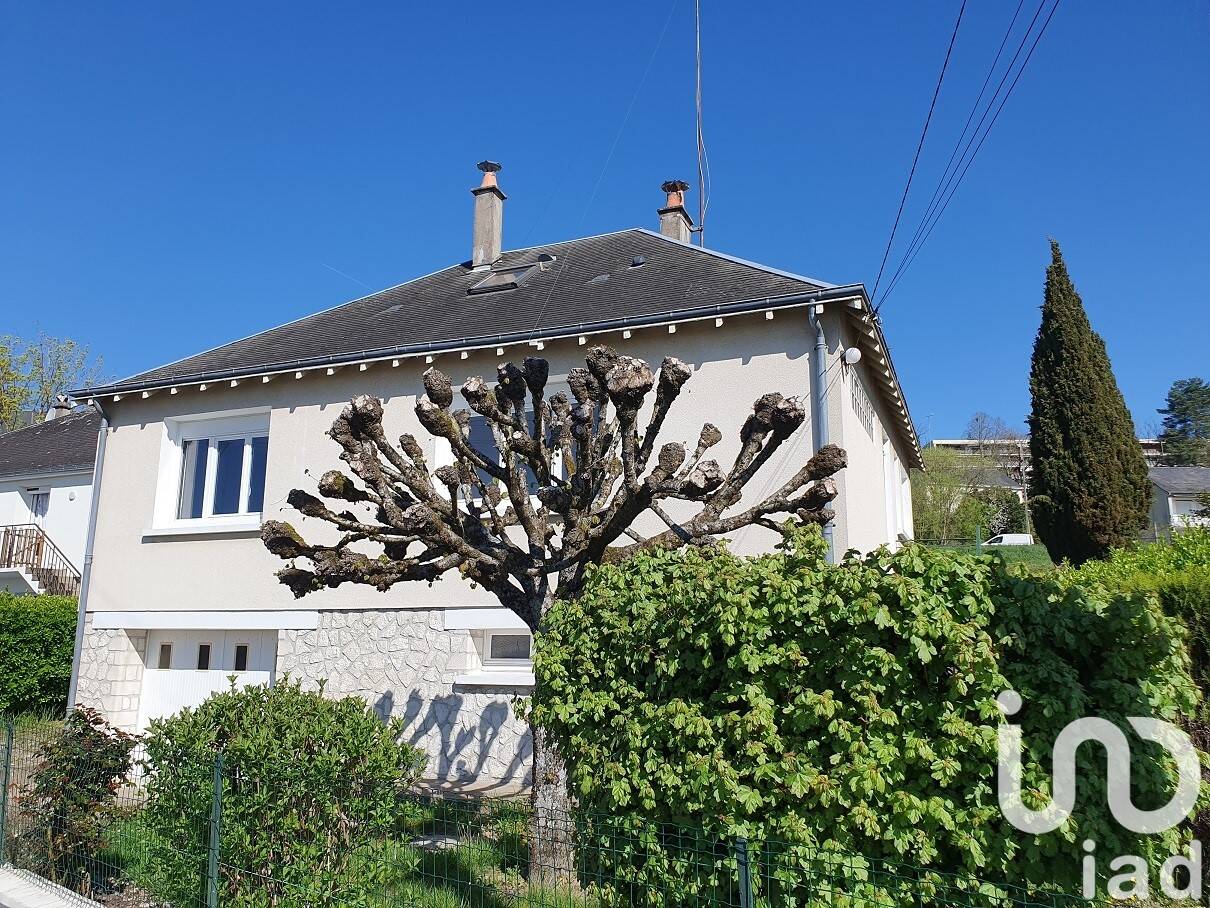 3 bedrooms Villa in Loir-et-Cher, France No. 219422