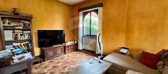 3 bedrooms Villa in Cannobio, Italy No. 270519 11