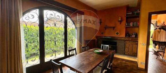 3 bedrooms Villa in Cannobio, Italy No. 270519 17