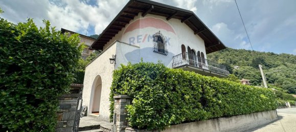 3 bedrooms Villa in Cannobio, Italy No. 270519 2