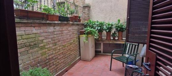 4 Schlafzimmer Wohnung in Siena, Italy, Nr. 176328 16