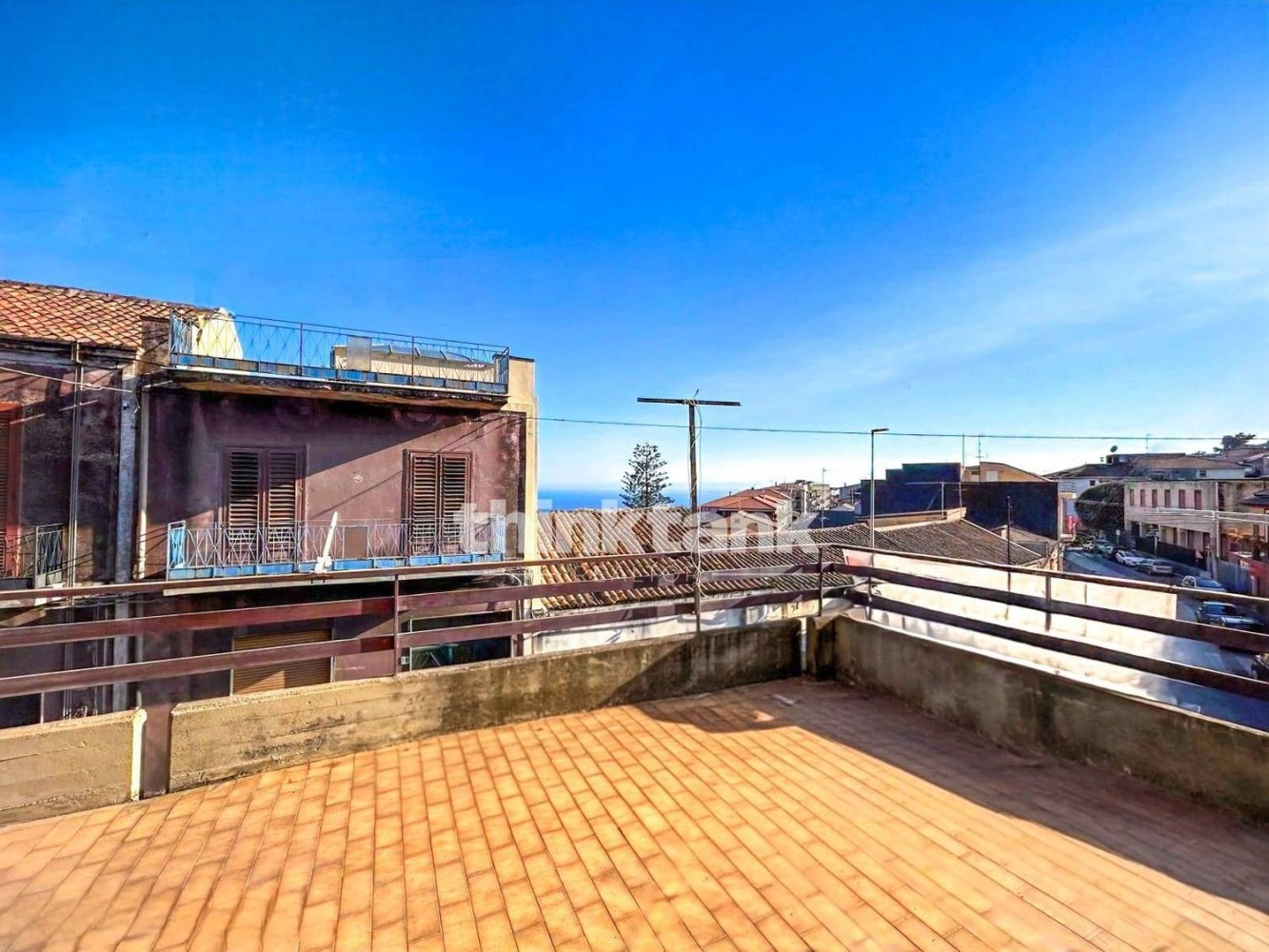 Apartamento de 6 dormitorios en Aci Castello, Italy No. 376456