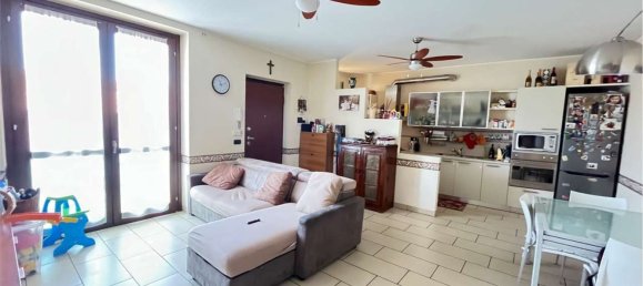 3 bedrooms Apartment in Cairate, Italy No. 363522 6