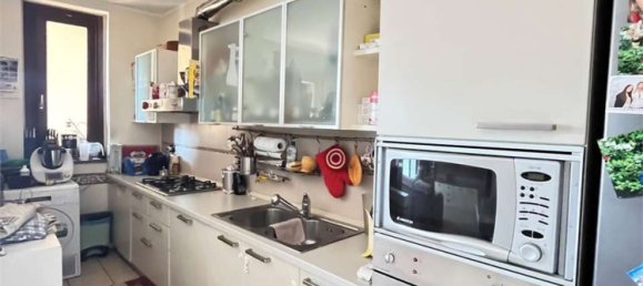 3 bedrooms Apartment in Cairate, Italy No. 363522 4