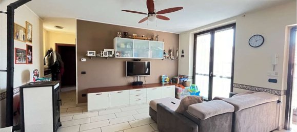 3 bedrooms Apartment in Cairate, Italy No. 363522 5