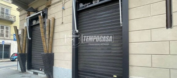 70m² Commercial property in Turin, Italy No. 311013 4