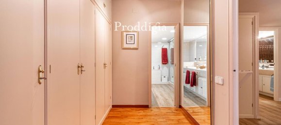 4 bedrooms Apartment in Barcelona, Spain No. 137094 18