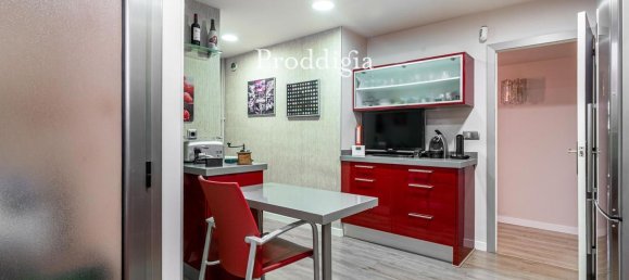 4 bedrooms Apartment in Barcelona, Spain No. 137094 13