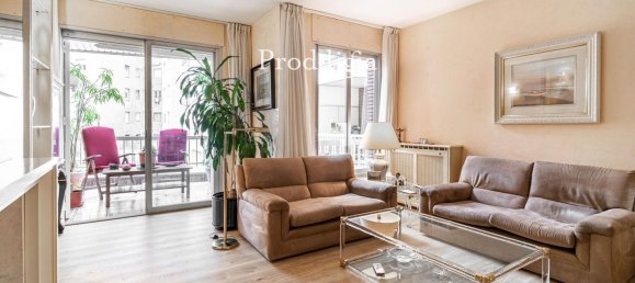 4 bedrooms Apartment in Barcelona, Spain No. 137094 4