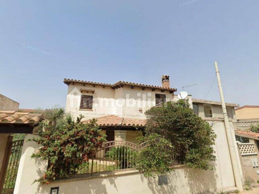 5 bedrooms Villa in Capoterra, Italy No. 61663