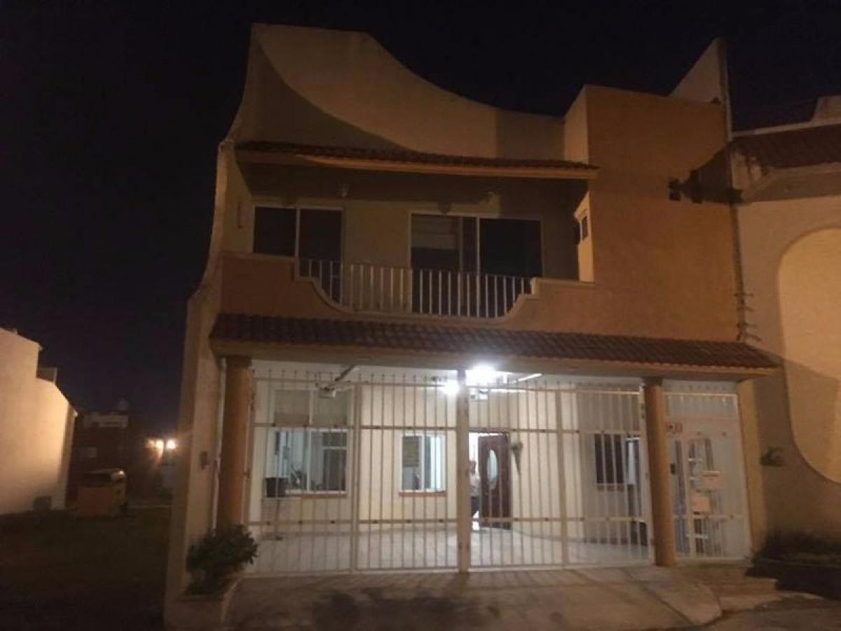 3 bedrooms House in Tabasco, Mexico No. 147739