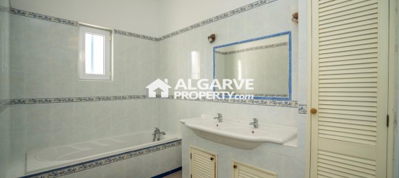 4 bedrooms Villa in Loule, Portugal No. 98468 26