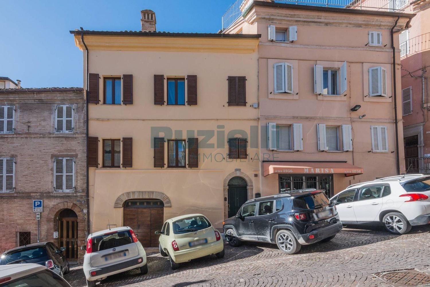 9غرفة منزل في Fermo, Italy رقم 128162