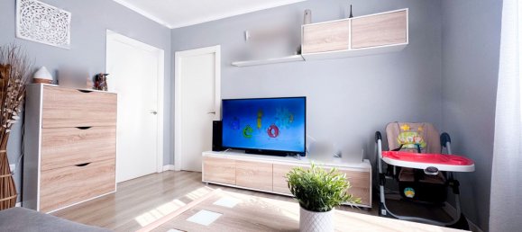 Apartamento de 3 dormitorios en Málaga, Spain No. 148239 3