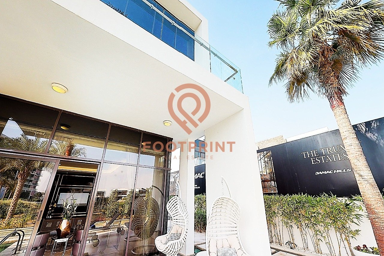 Вилла с 4 спальнями в Дубай, ОАЭ № 24253