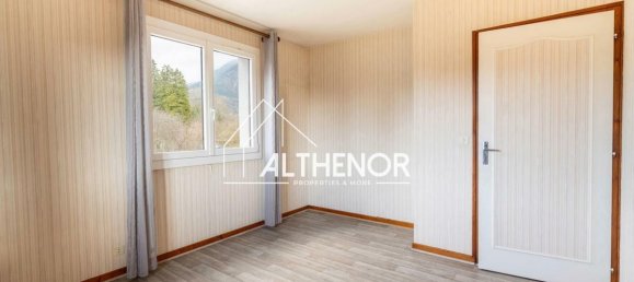 3 bedrooms Castles in Haute-Savoie, France No. 196875 7