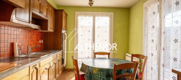 3 bedrooms Castles in Haute-Savoie, France No. 196875 5