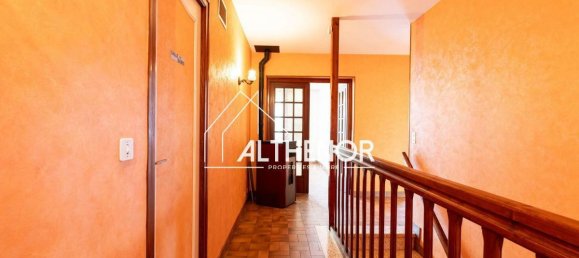 3 bedrooms Castles in Haute-Savoie, France No. 196875 8