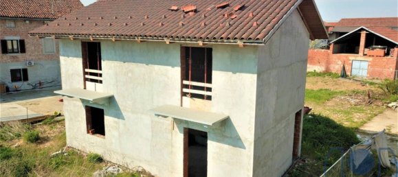 2 Schlafzimmer Haus in Chieri, Italy, Nr. 57296 2