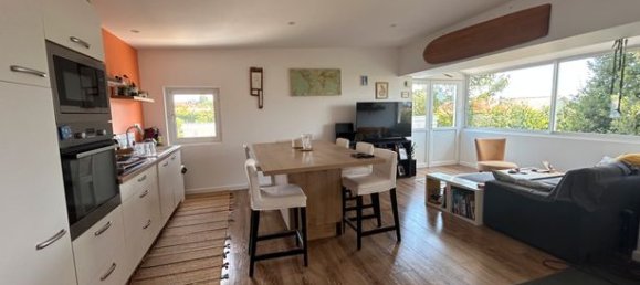 2 bedrooms House in Saint-Palais-sur-Mer, France No. 285350 2