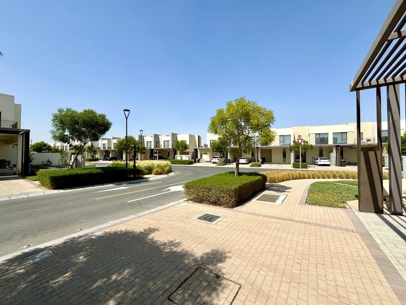 4 bedrooms Townhouse in Dubai South (Dubai World Central), UAE No. 111019