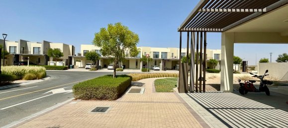 4 bedrooms Townhouse in Dubai South (Dubai World Central), UAE No. 111019 18