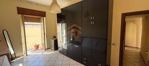 3 chambres Appartement à Naples, Italy No. 314006 9