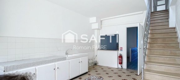 3 Schlafzimmer Gebäude in Coutras, France, Nr. 279366 7