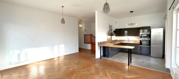 3 Schlafzimmer Wohnung in Compiegne, France, Nr. 217050 2