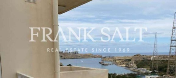 2 bedrooms Penthouse in Kalkara, Malta No. 4079 10
