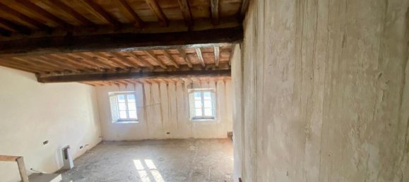 Ático de 7 habitaciónes en Lucca, Italy No. 69880 11