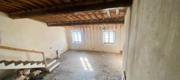 Ático de 7 habitaciónes en Lucca, Italy No. 69880 6