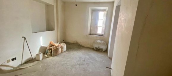 Ático de 7 habitaciónes en Lucca, Italy No. 69880 12