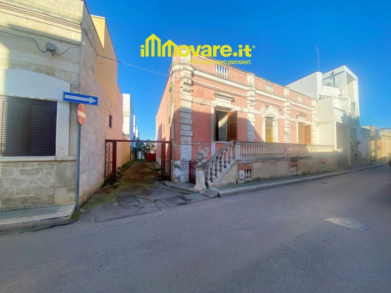 4 rooms House in Adelfia, Italy No. 133937