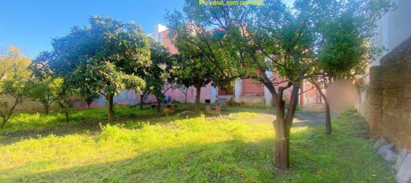 4 rooms House in Adelfia, Italy No. 133937 9