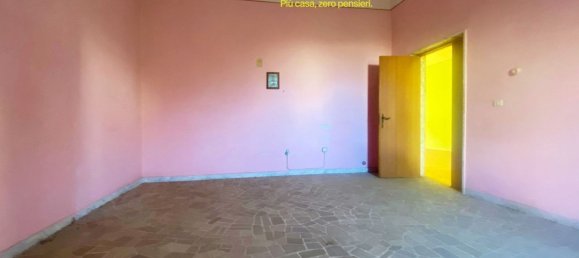 4 rooms House in Adelfia, Italy No. 133937 25