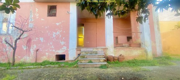 4 rooms House in Adelfia, Italy No. 133937 11