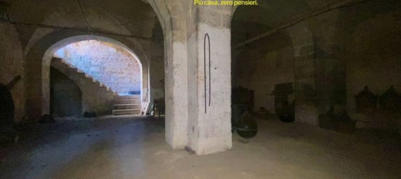 4 rooms House in Adelfia, Italy No. 133937 33