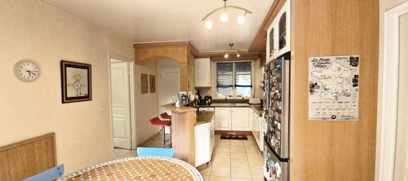 5 bedrooms Villa in Chambourcy, France No. 182847 11