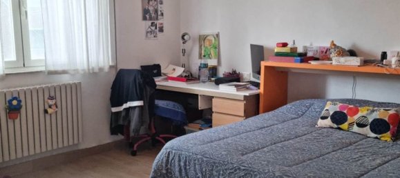 5 rooms Apartment in Cascina, Italy No. 217824 10