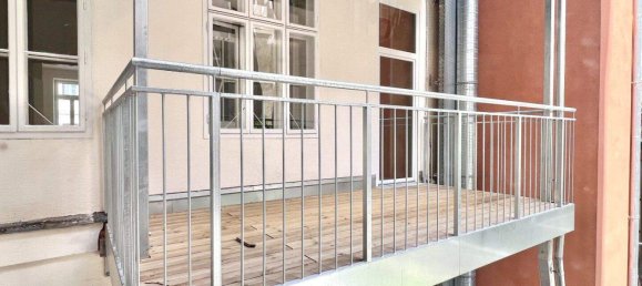 4-Zimmer Haus in Margareten, Austria, Nr. 200513 2