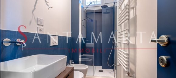 2 bedrooms Apartment in Milan, Italy No. 243632 10