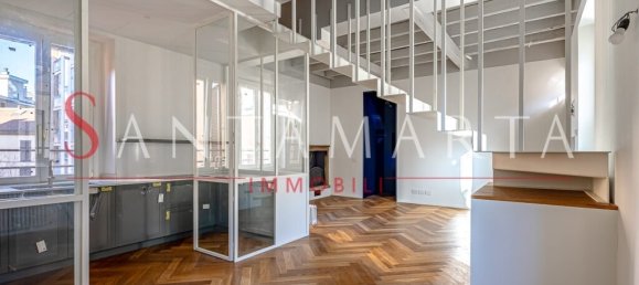 2 bedrooms Apartment in Milan, Italy No. 243632 4