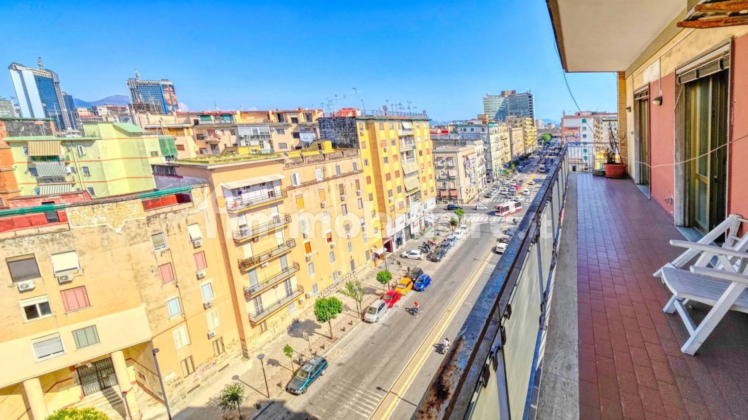 3 Schlafzimmer Wohnung in Naples, Italy, Nr. 368541