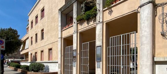 6 rooms Apartment in Latina, Italy No. 213062 4