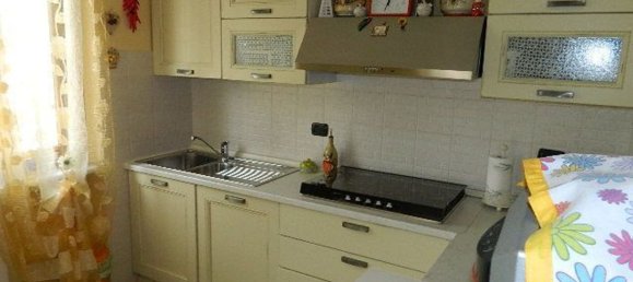 5-Zimmer Haus in Carrara, Italy, Nr. 51771 7