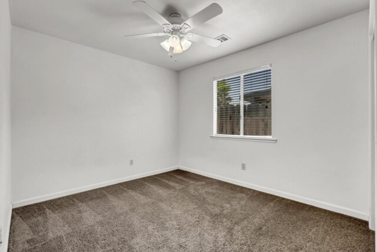 4 bedrooms House in Visalia, USA No. 418512